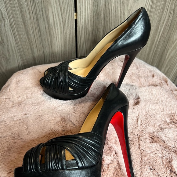 Authentic CL 👠 - Picture 5 of 7